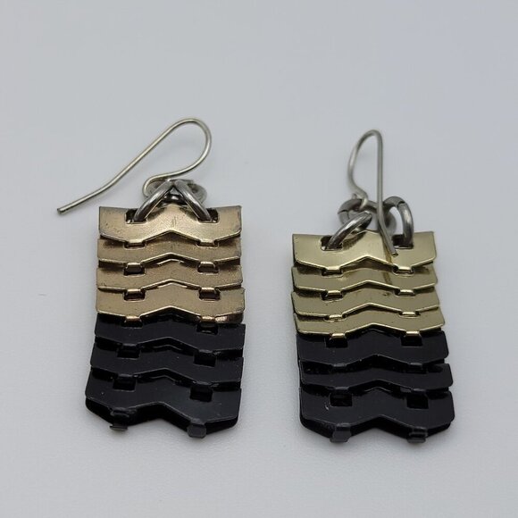 Tri-Tone Metal Waterfall Statement Bib Necklace & Earrings Set 17"/1" Cleopatra - Picture 4 of 7